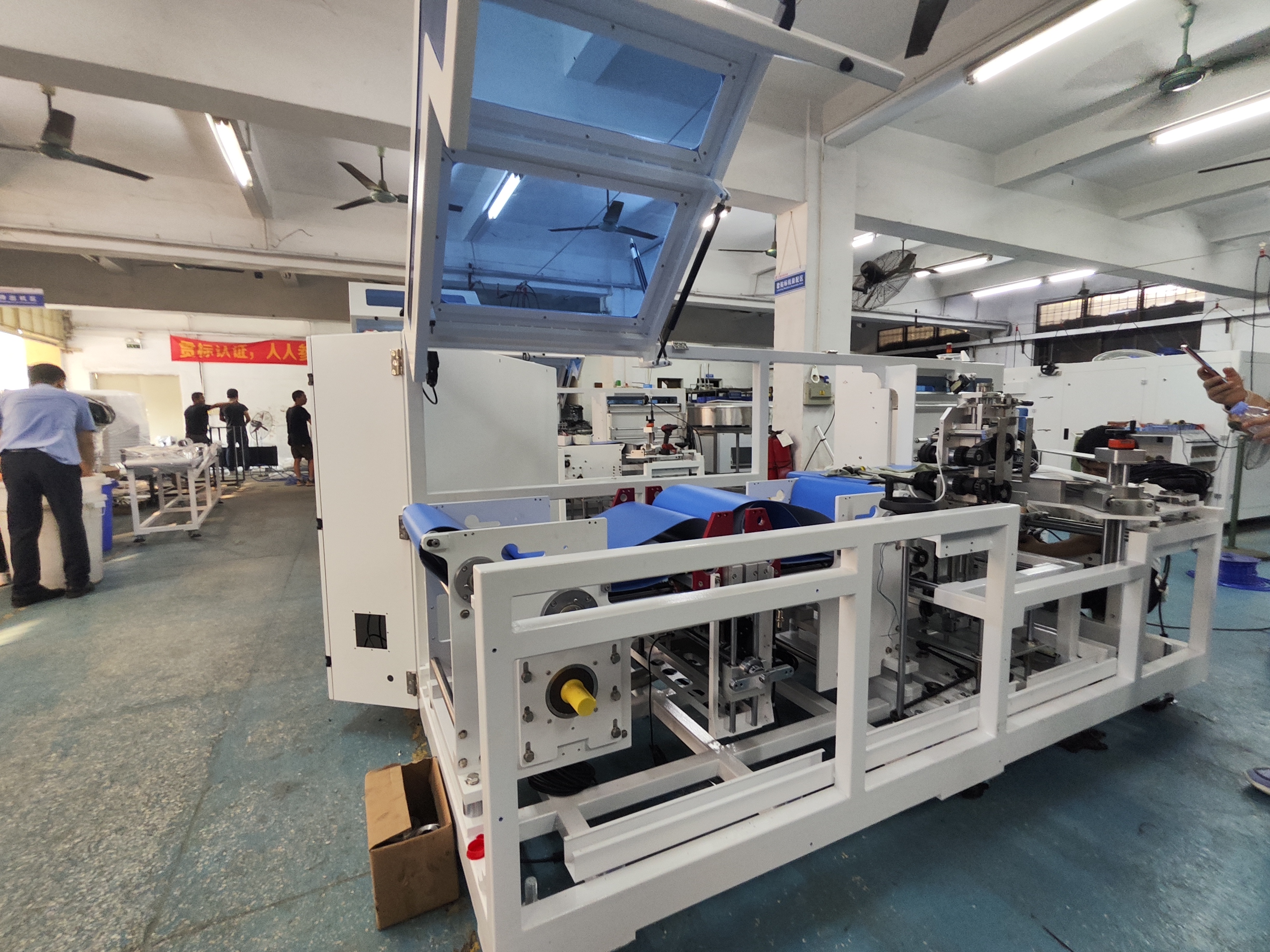 Multifunctional Sporting Goods Heat Shrinkable Film Packaging Wrapping Wrap Machine POF Sleeve Film Shrink Packing Pack Wrapper Machine